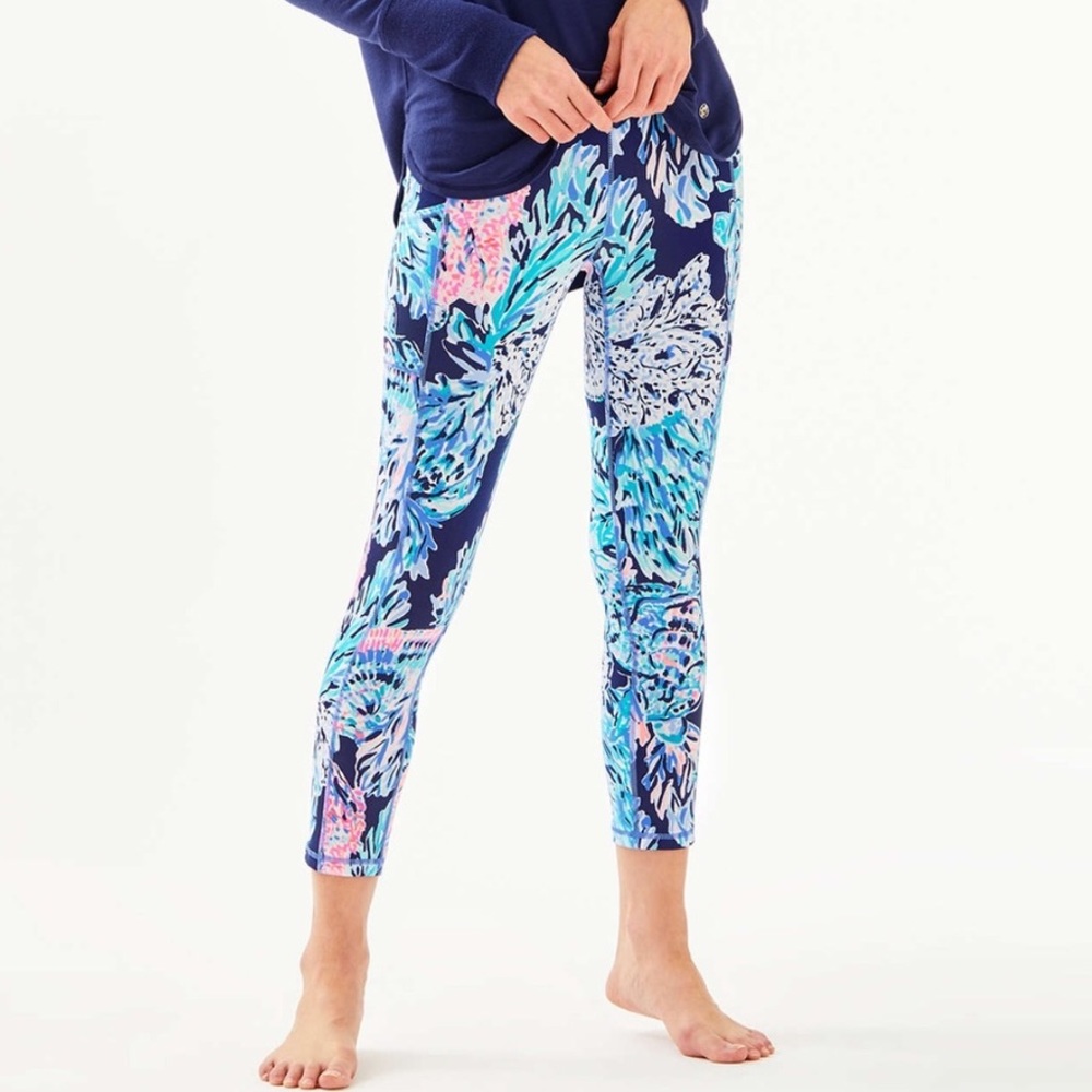 Lilly Pulitzer Weekender Midi Leggings